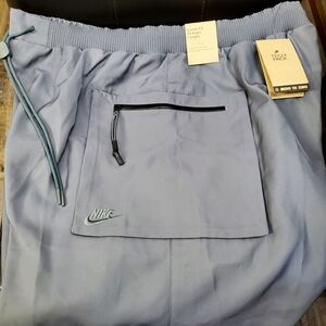 New!Nike Sportswear Tech Pack Woven Utility Shorts Gray FB7528-068 Men’s Size XL
